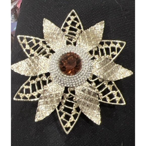 Vintage Cathe Brooch Silver Tone Rhinestone Amber Center Flower Daisy - Picture 1 of 8